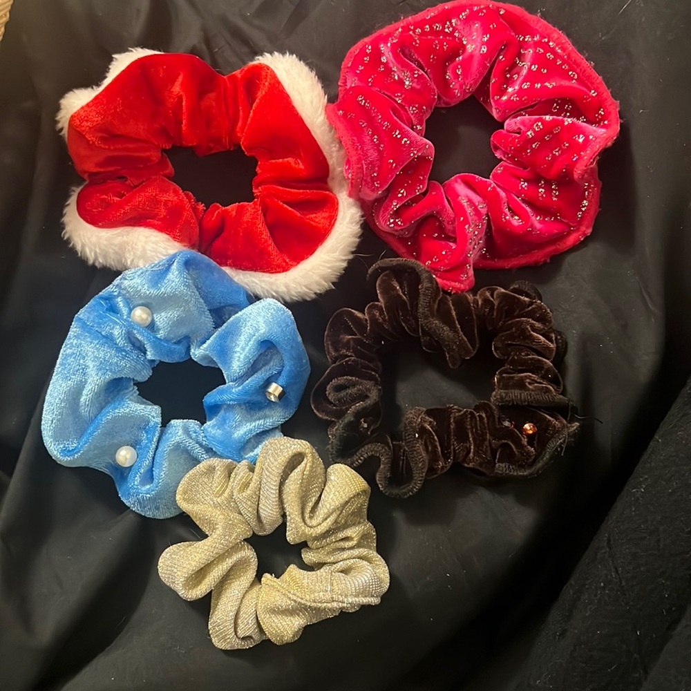 5 pack cute glam scrunchies